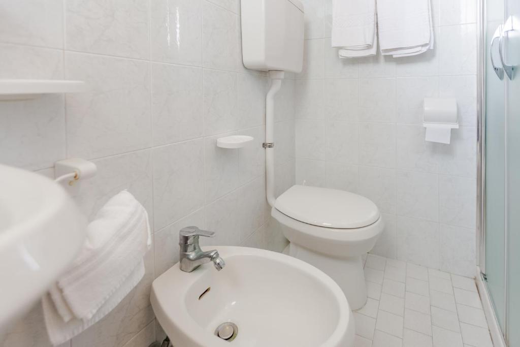 Koupelna v ubytování Hotel Bagli