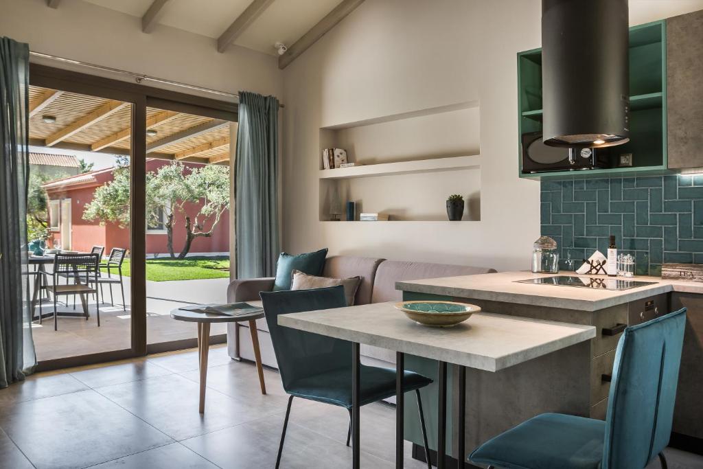 A seating area at Villa LAOURA