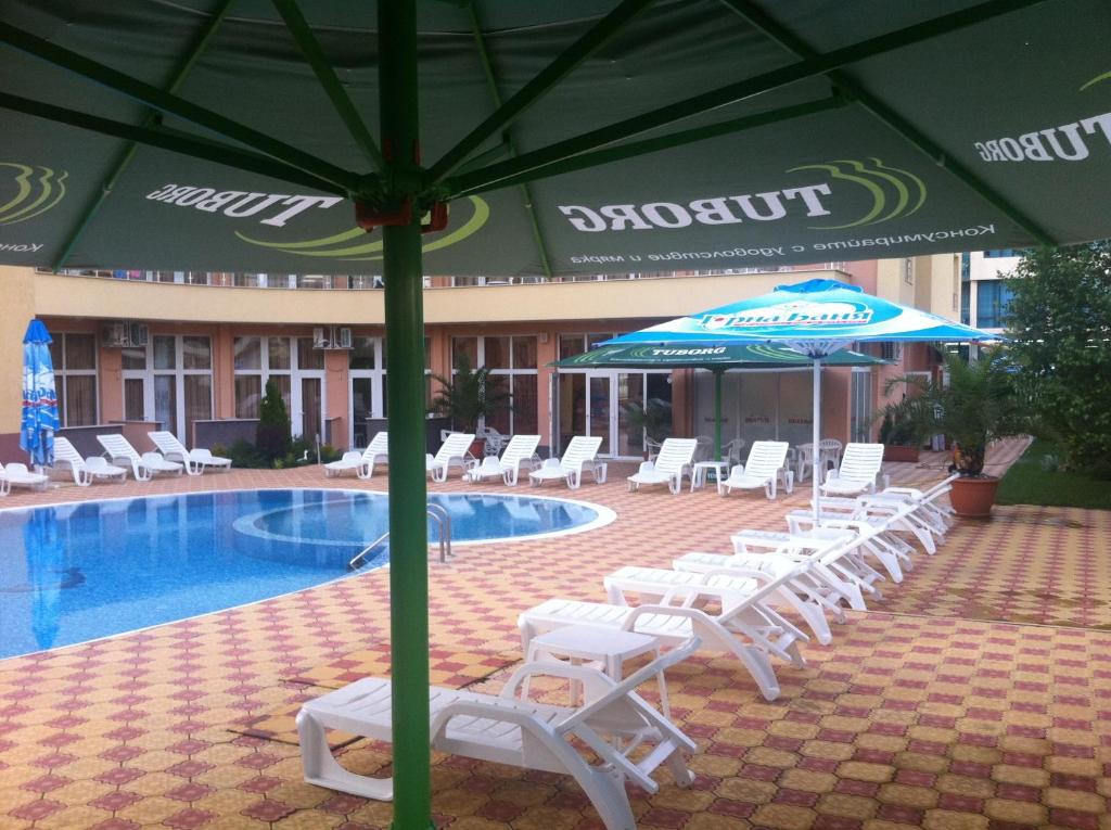 The swimming pool at or close to Beatris Family House