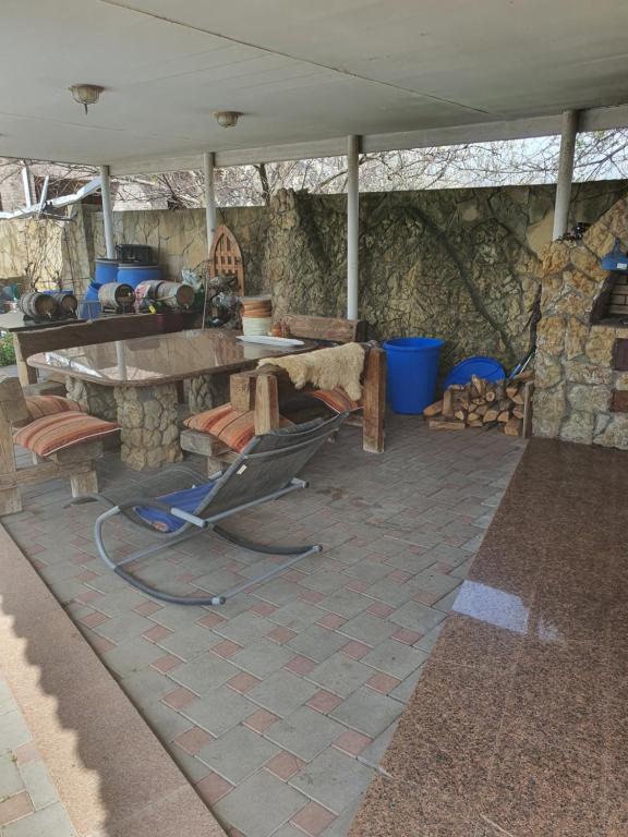 Гостевой дом изумрудная мысхако. Гостиница мысхако новороссийск. Дом у моря александрия мысхако. Дом у моря александрия мысхако. Отель биография мысхако.