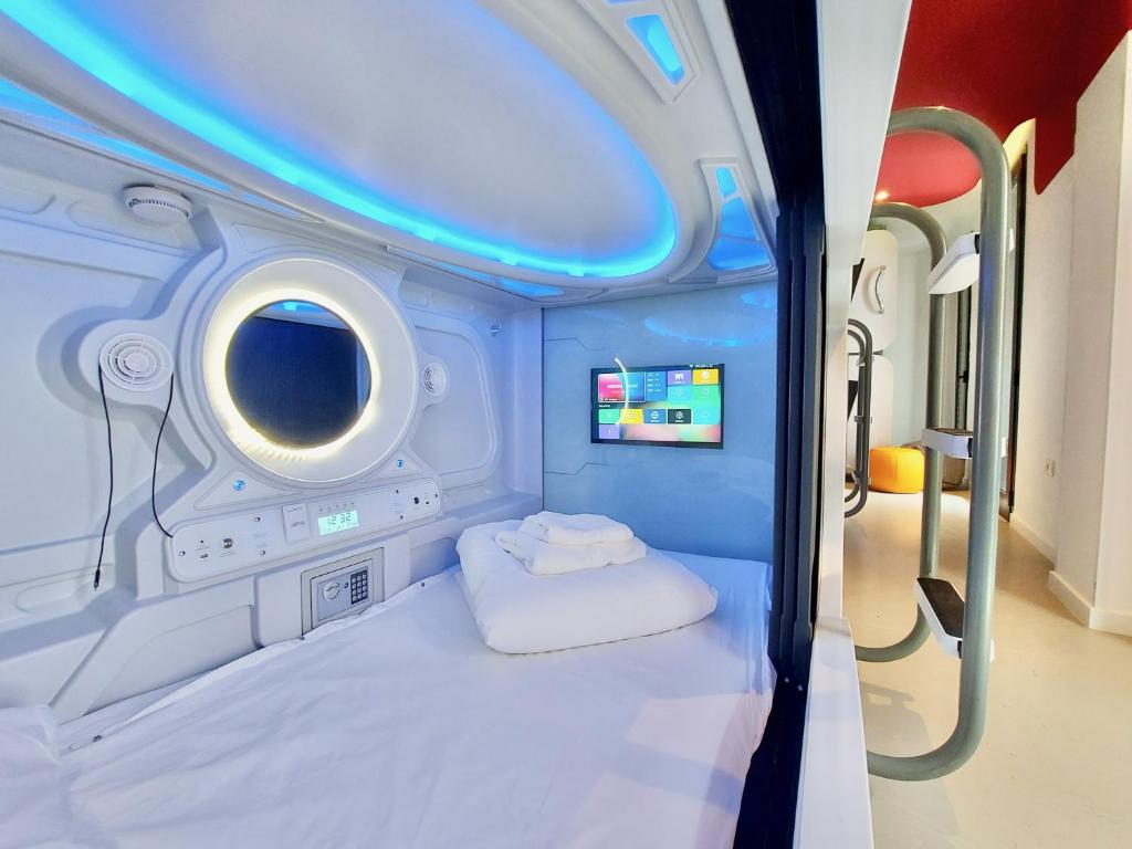 Atypicap Capsule Hostel, Puerto de la Cruz – Updated 2022 Prices