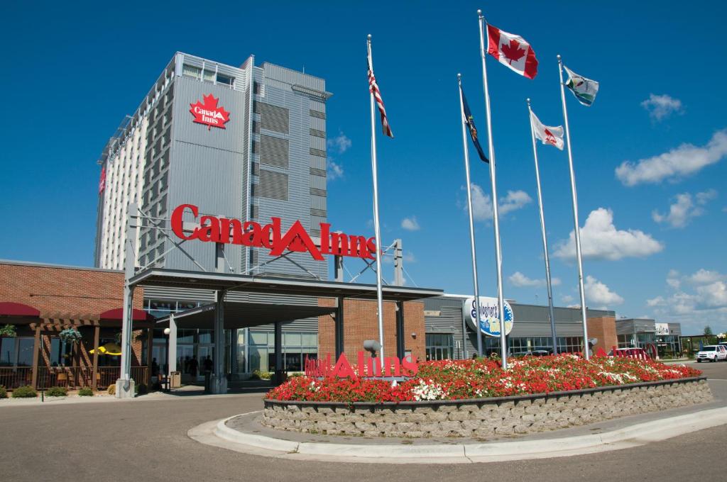 Canad Inns Destination Center Grand Forks, Grand Forks – Updated 2023 Prices