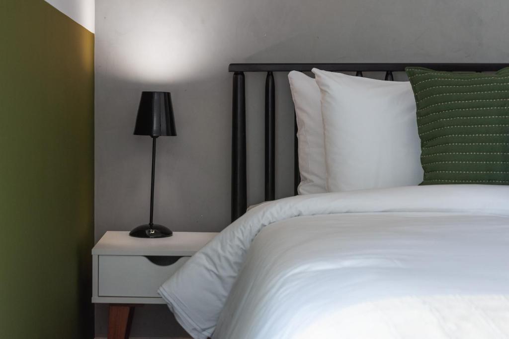  Apartamento mobiliado com vaga - Vila Olímpia