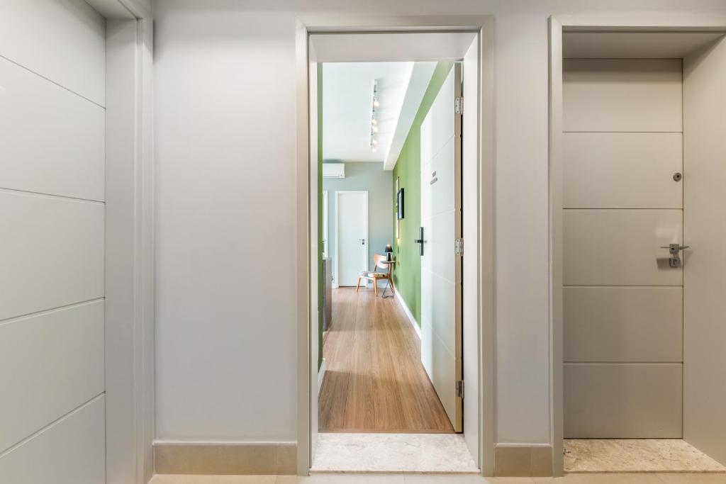  Apartamento mobiliado com vaga - Vila Olímpia