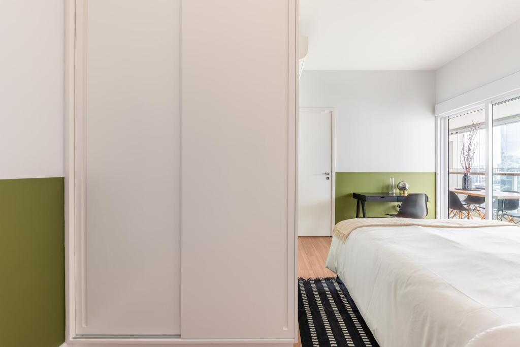  Apartamento mobiliado com vaga - Vila Olímpia