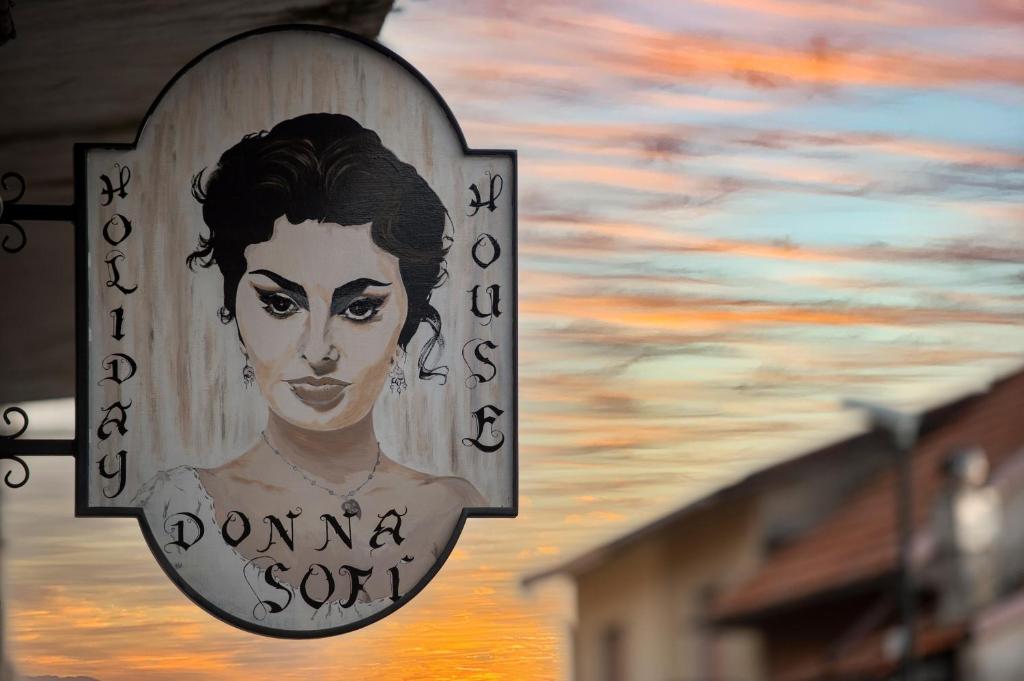 Donna Sofi Holiday House - 4