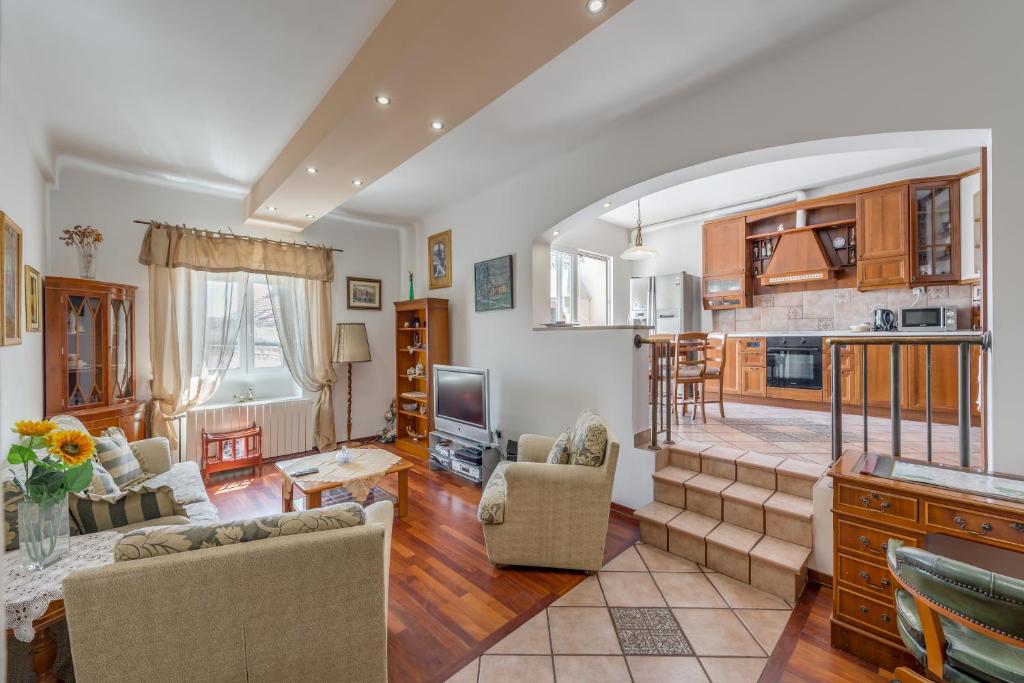 Marmont Suite