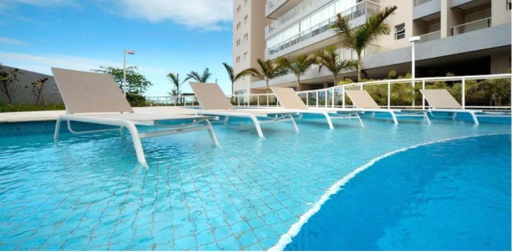  Apartamento de Frente ao Mar em Bertioga - Comodidade e Lazer