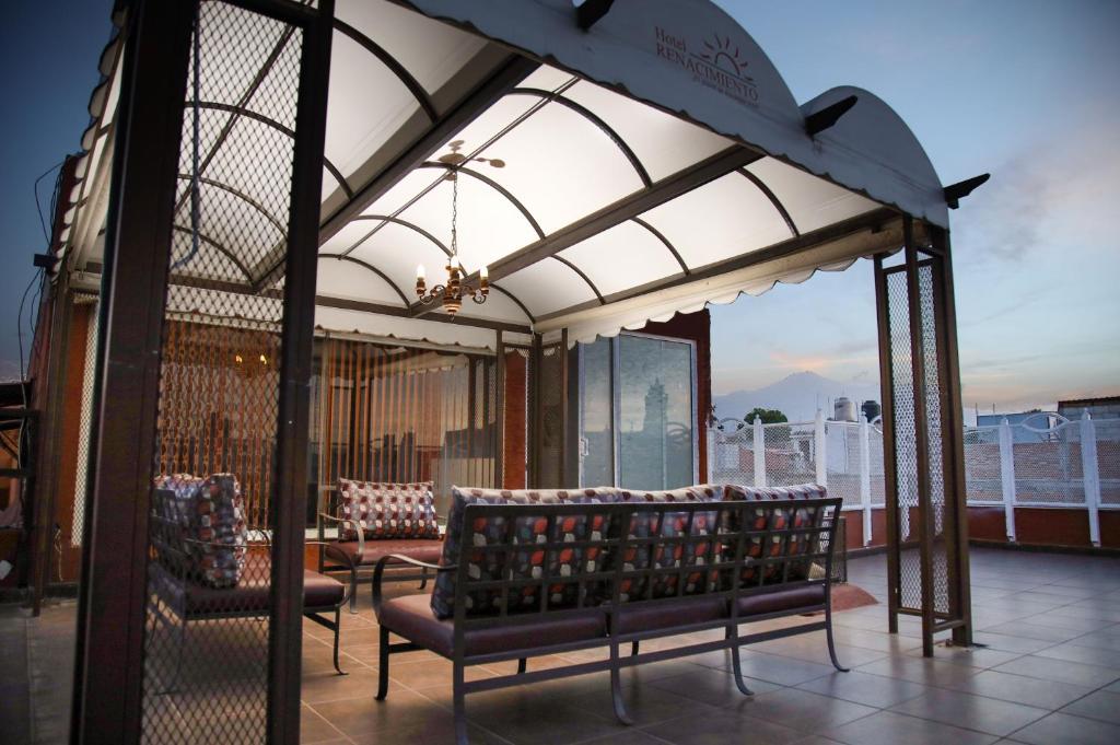 HOTEL RENACIMIENTO – Photos 1