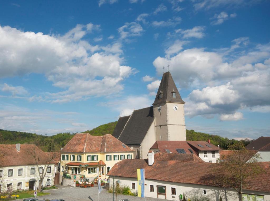 Fotografie z fotogalerie ubytování Dorf Hotel Grüner Baum v destinaci Maria Laach am Jauerling