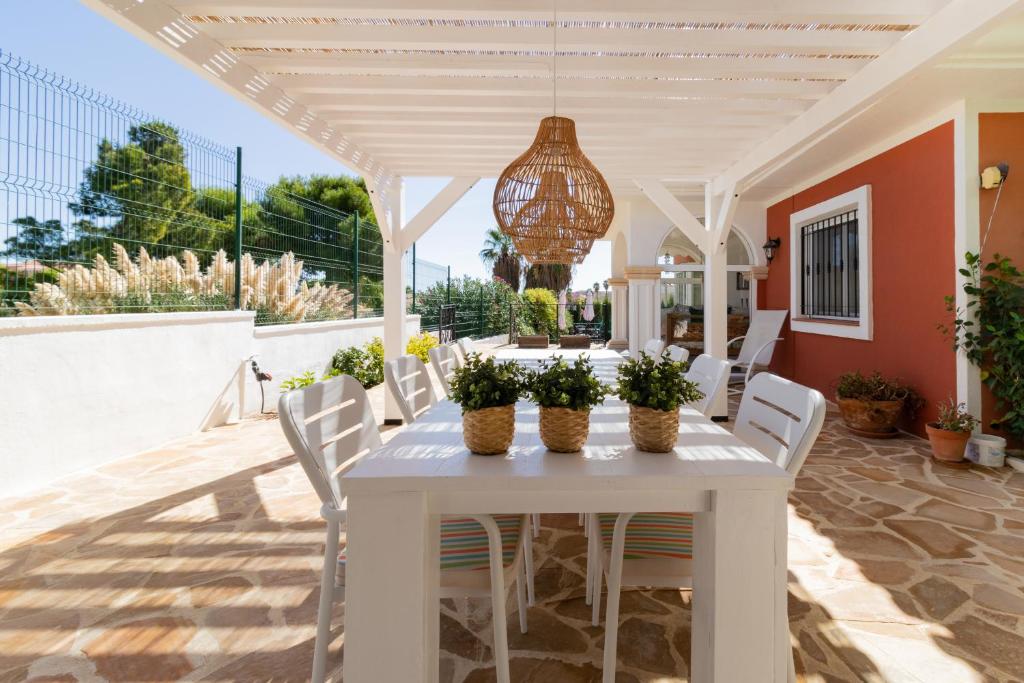 Casa de Familia, Muchamiel – Updated 2023 Prices