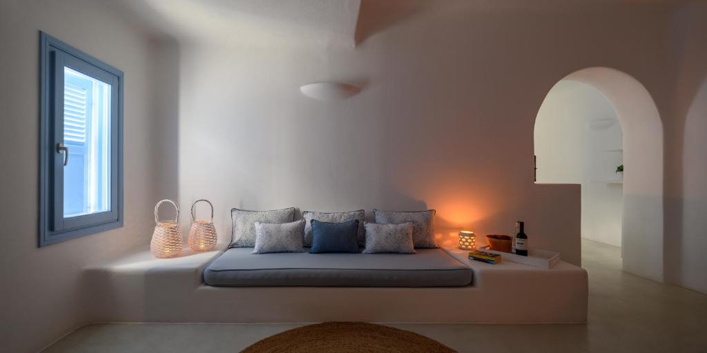 Este Luxury Suites - 10