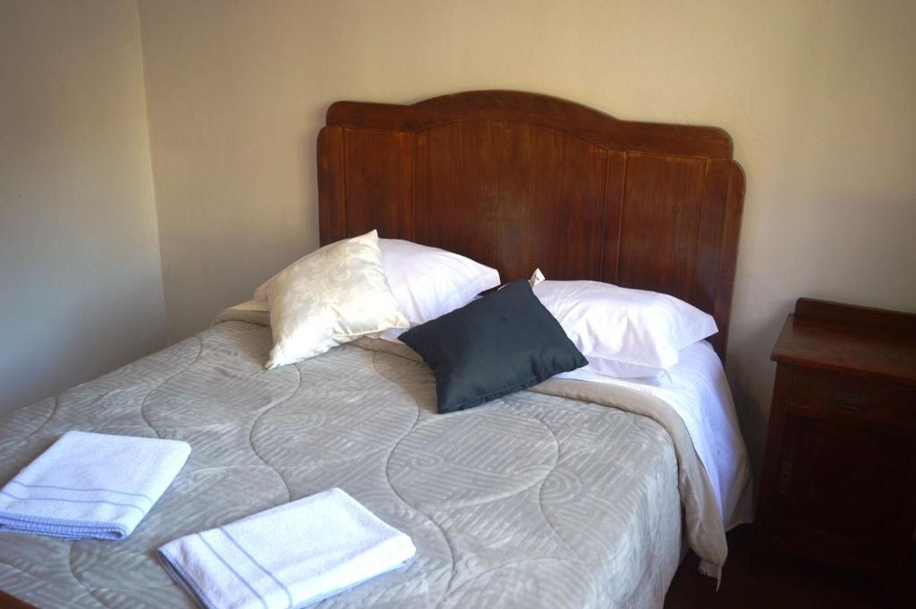 Gramado Alugueis - 04 DORMITORIOS - 50 METROS DA RUA COBERTA  Gramado Alugueis - 04 DORMITORIOS - 50 METROS DA RUA COBERTA