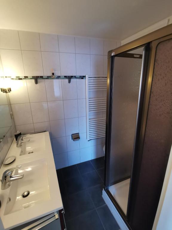 Koupelna v ubytování Haus Edelweiss Jungholz