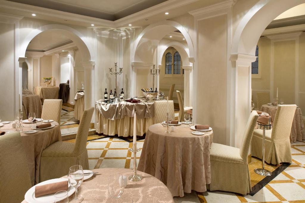 Hotel Carlton On The Grand Canal - Resim 19