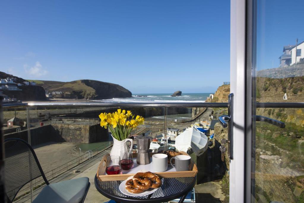 Harbour Master's House, Portreath Updated 2023 Prices