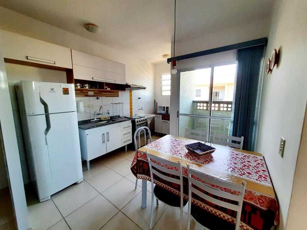  TF2) 357 Cond. Porto Perequê-Perequê-Açu - Ubatuba