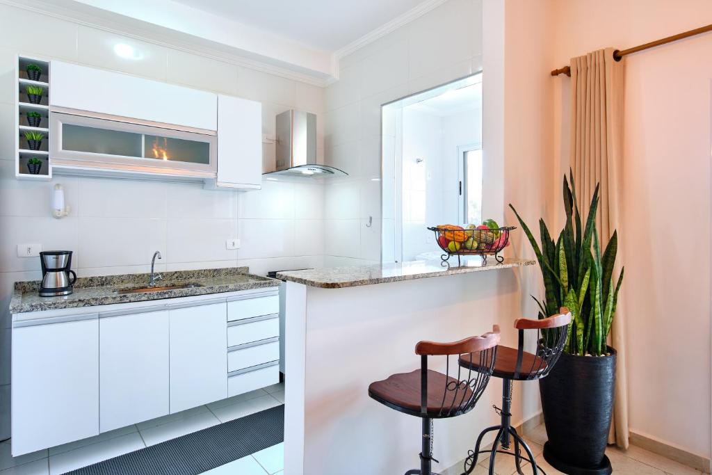  BH 10: AP TOP!!! MELHOR LOCALIZAÇÃO DE UBATUBA!