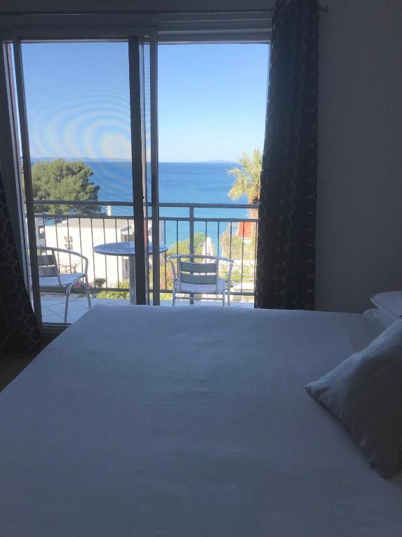 Pink Inn - Double Room With Sea View