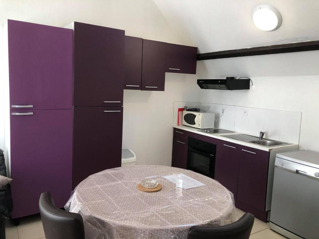 Chez Benjamin & Samantha - Les Portes du Château - Apartment With Terrace