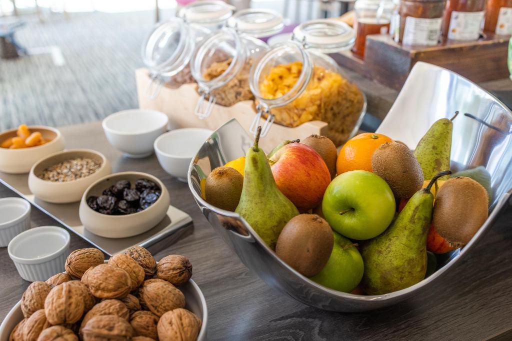 Eten bij of ergens in de buurt van het hotel
