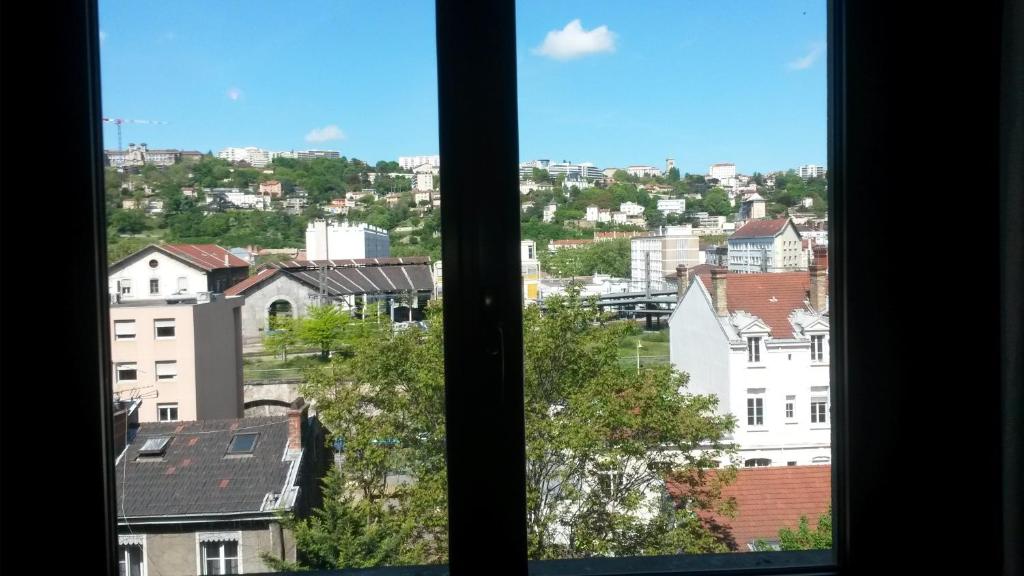 Nespecifikovaný výhled na destinaci Lyon nebo výhled na město při pohledu z hotelu