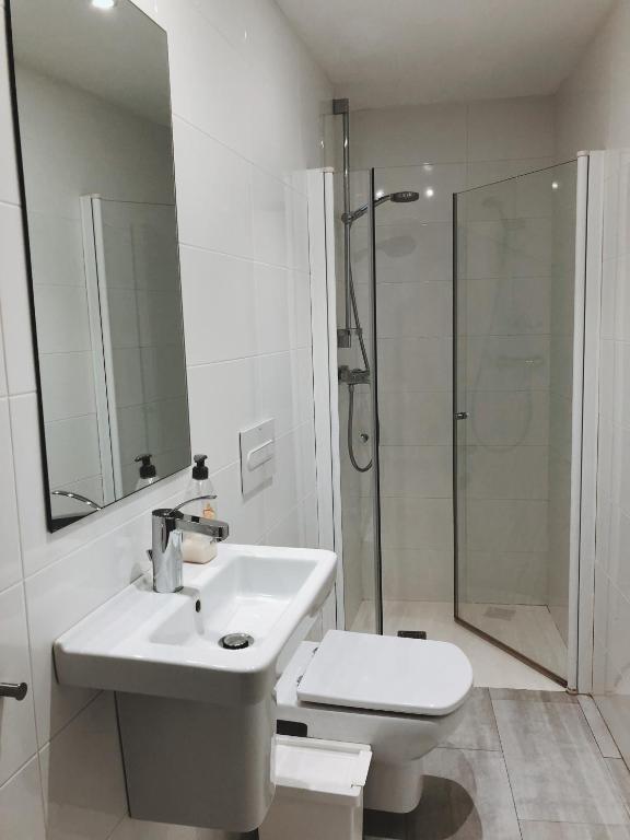 Kúpeľňa v ubytovaní Apartaments El Cine