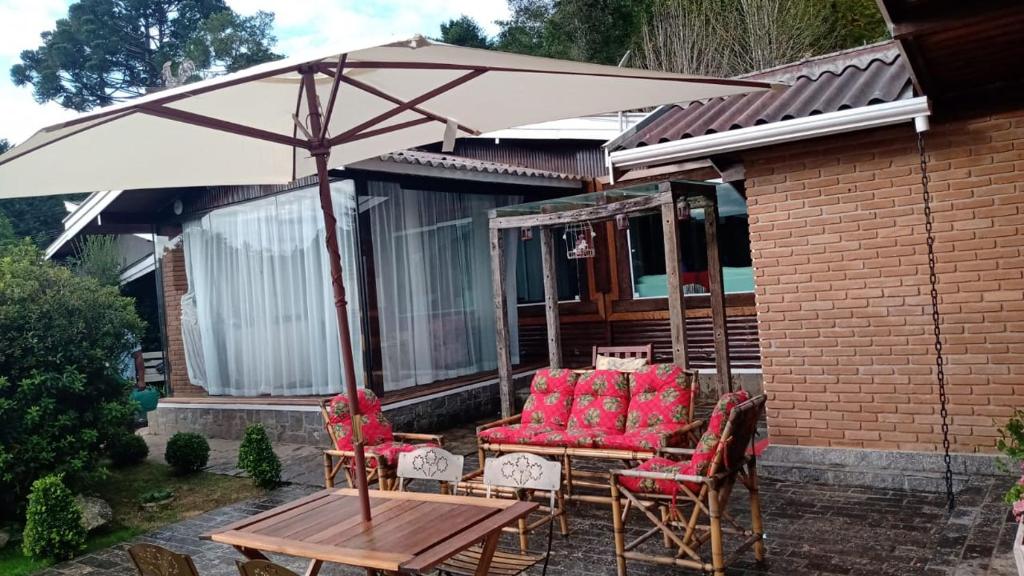  Cabana da Valentina com espaço gourmet na Villa Inglesa
