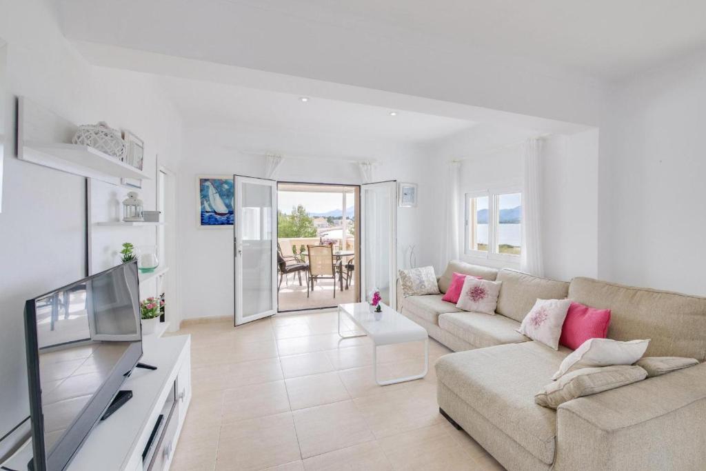 TV a/nebo společenská místnost v ubytování Apartamento Puesta de Sol
