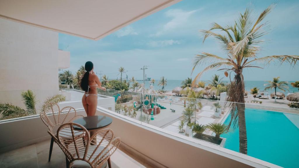 Bazén v ubytování Loa Tolú by Bernalo Hotels nebo v jeho okolí