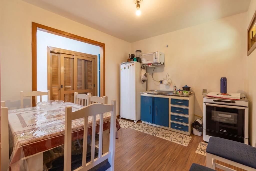 Rosa Casa Tirol Gramado  Rosa Casa Tirol Gramado