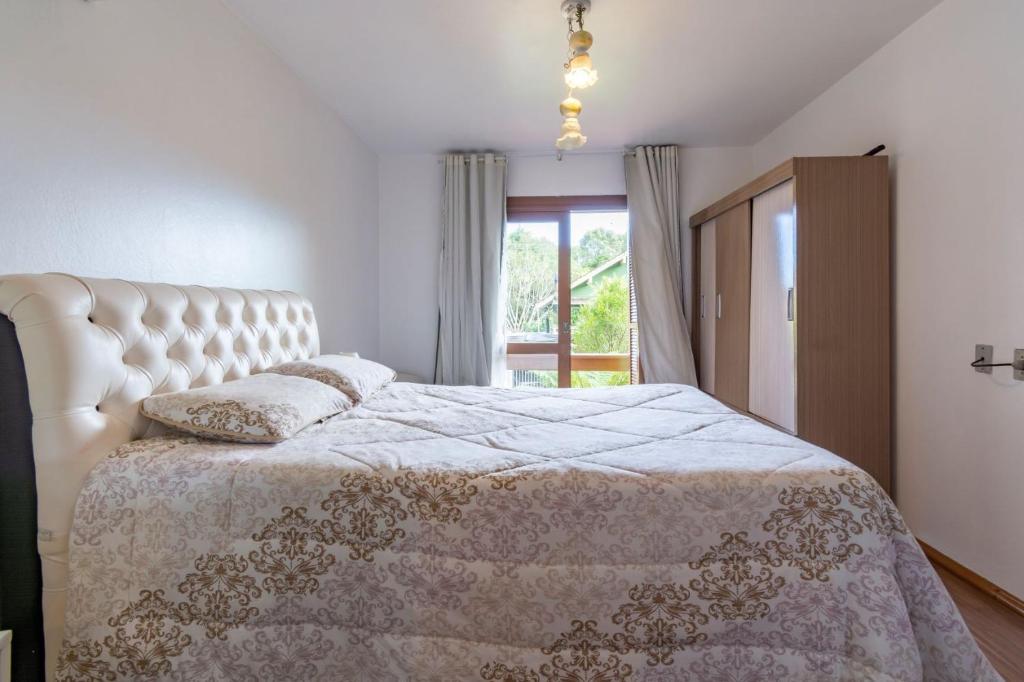 Rosa Casa Tirol Gramado  Rosa Casa Tirol Gramado