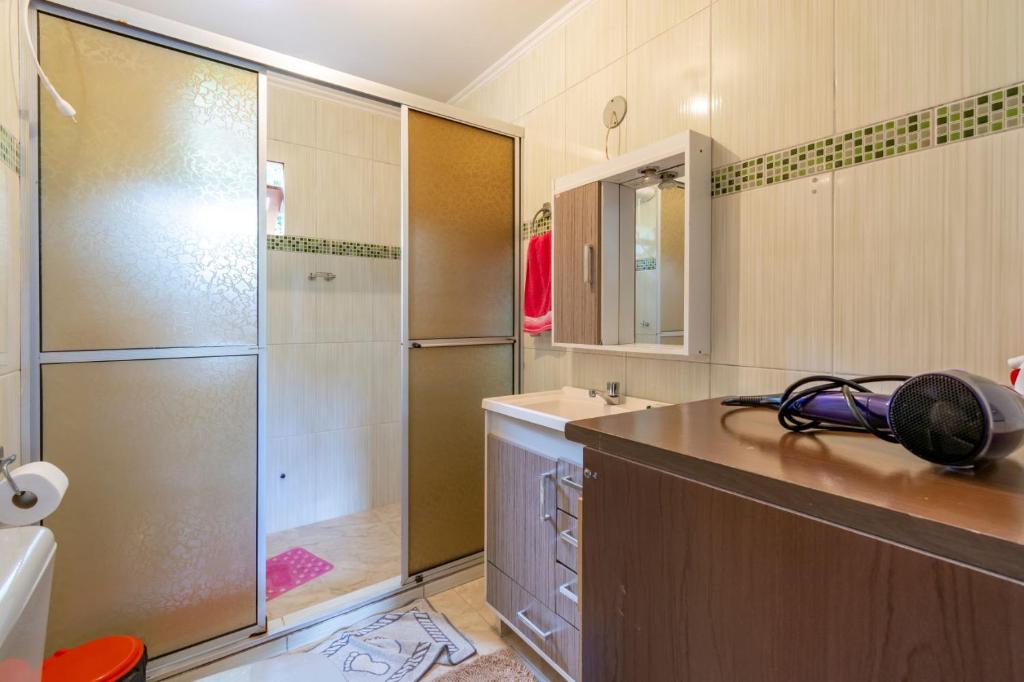 Rosa Casa Tirol Gramado  Rosa Casa Tirol Gramado