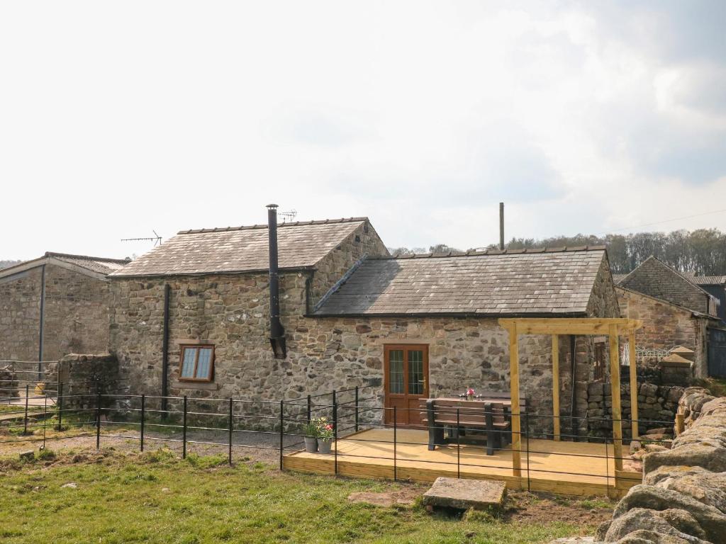 Fletchers Barn, Alderwasley (updated prices 2025)