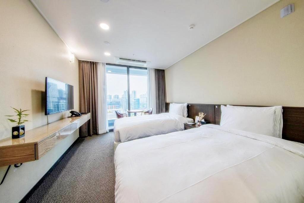 Riviera Incheon Airport Hotel Incheon Updated 2021 Prices