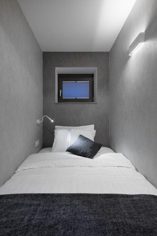 Vila Emona - Central Apartments - Free Parking - Resim 12