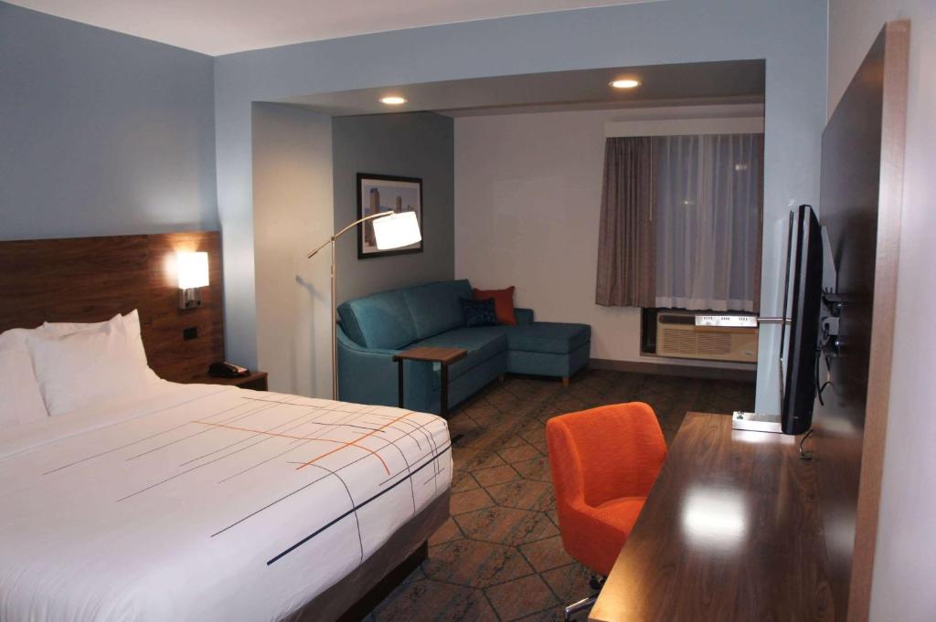 La Quinta Inn & Suites by Wyndham Littleton-Red Rocks - King Suite - Non-fumeur