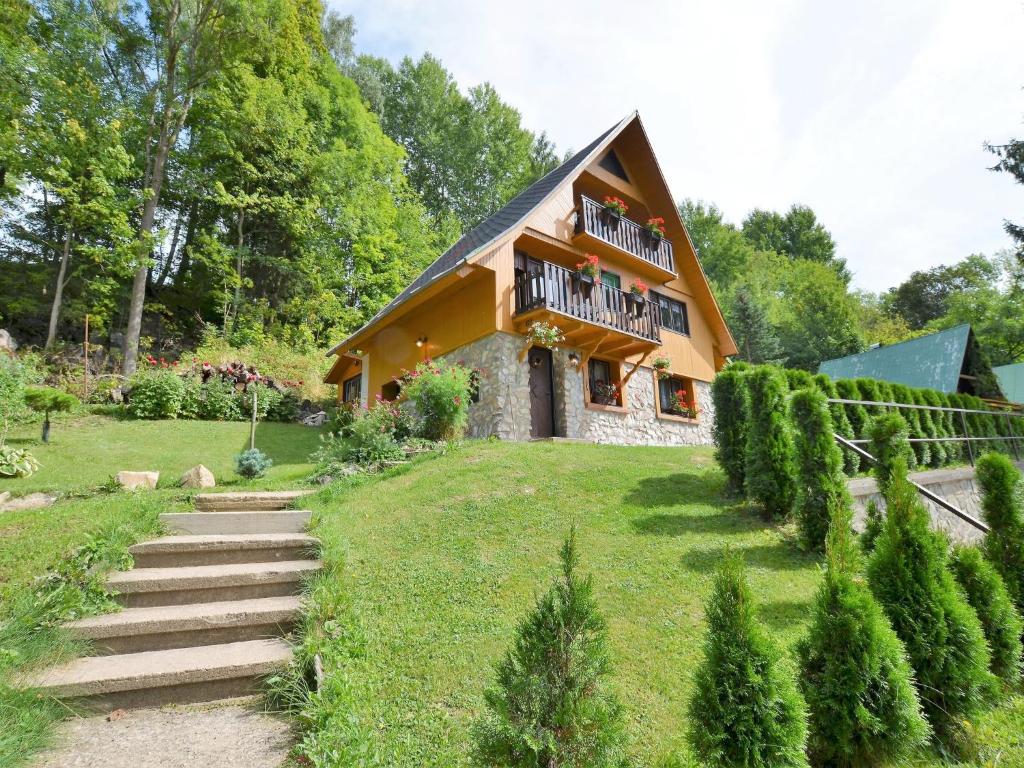 Fotografie z fotogalerie ubytování Luxury Chalet near Ski area v destinaci Mrklov