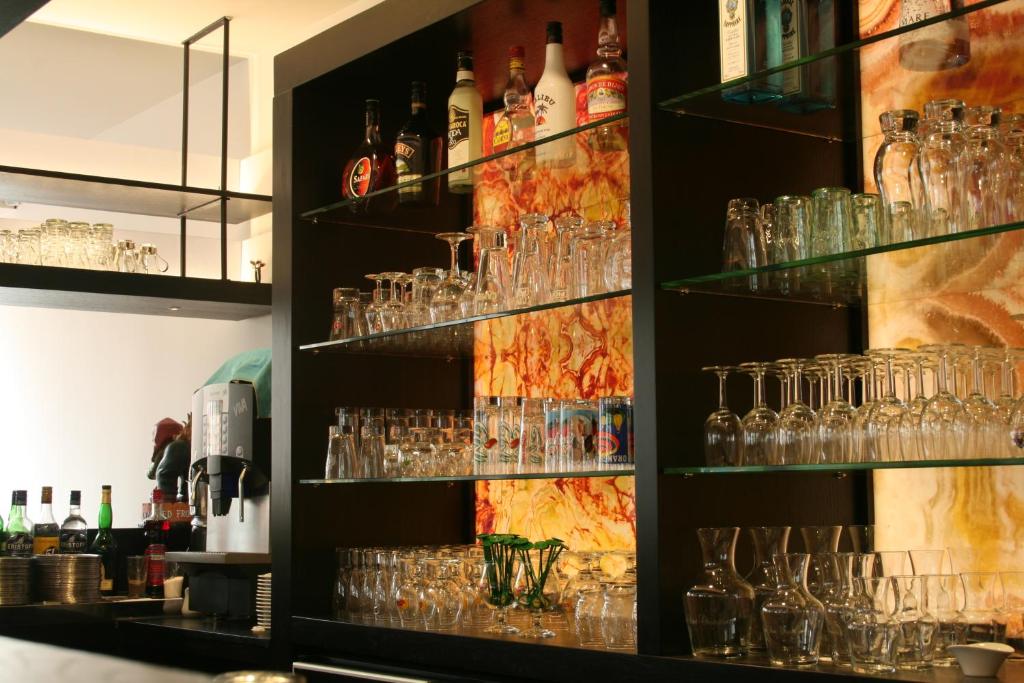 Nápoje v ubytování Hotel La Terrasse