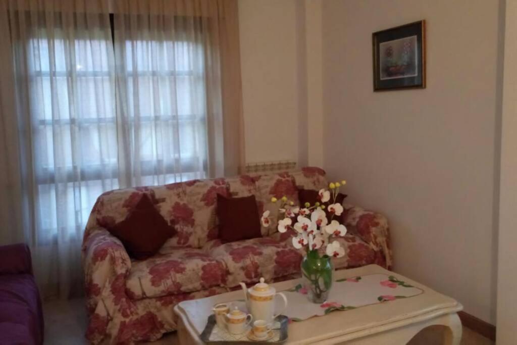 Posezení v ubytování CHALET CERCA DE NOJA CON ACCESO A SPA