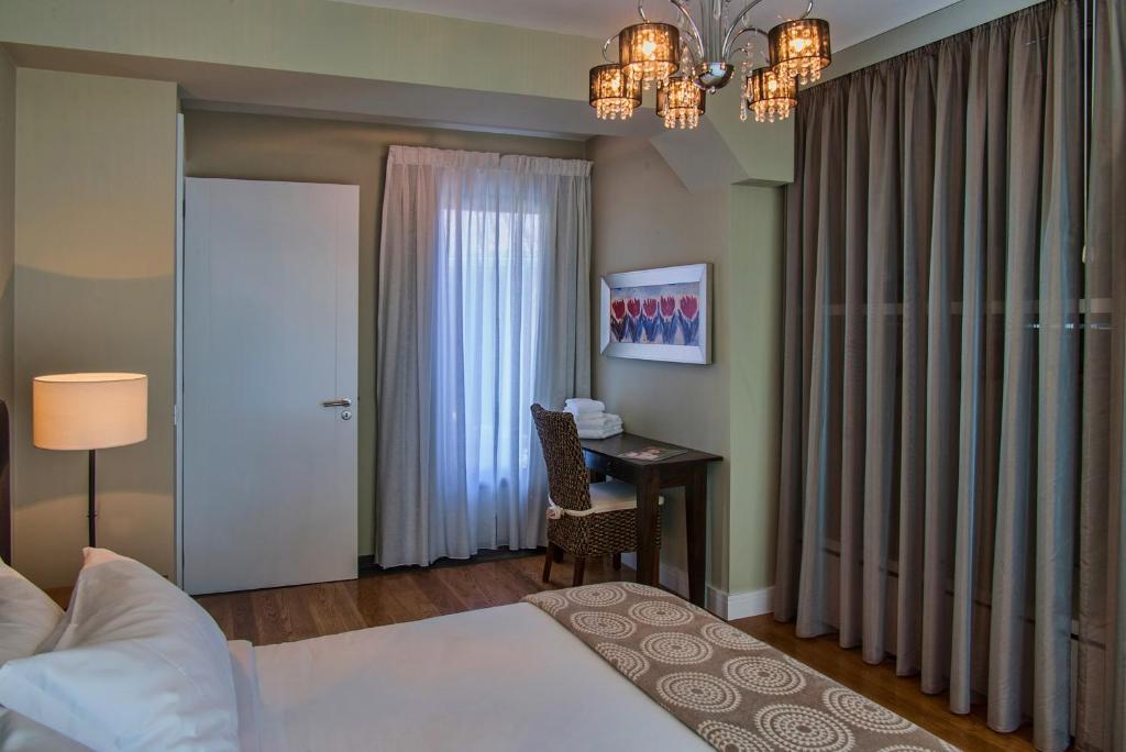 Number 15 Ocean & City View Villas - 18