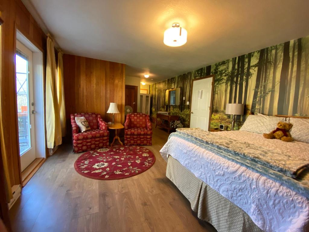 Katil atau katil-katil dalam bilik di Crown House B&B