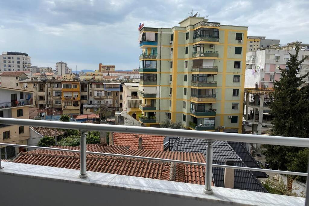 Spacious 1BR City Hub with Balcony