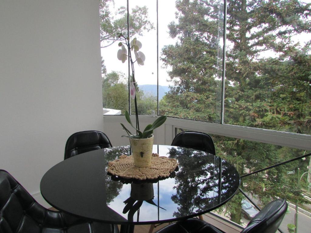 HOMELLAND 402 C - COBERTURA 3 SUÍTES NO CENTRO COM VISTA PARA O VALE  HOMELLAND 402 C - COBERTURA 3 SUÍTES NO CENTRO COM VISTA PARA O VALE