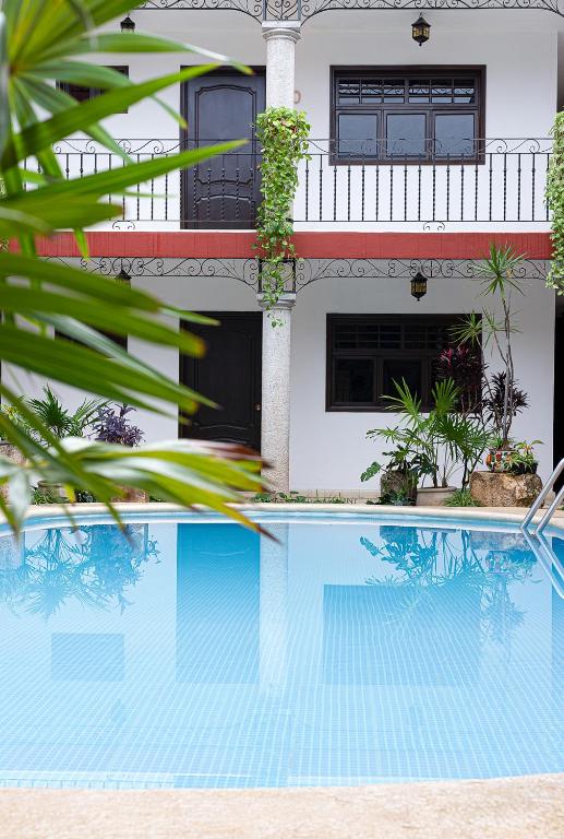 Bazén v ubytování La Aurora Hotel Colonial nebo v jeho okolí