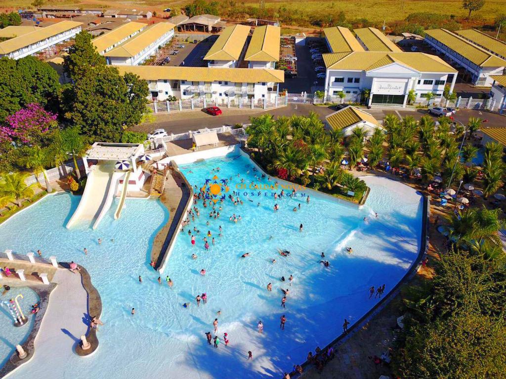  Hotel Lacqua di Roma com Parque Aquático Flat com Cozinha e Cama na Sala CH Caldas Novas Hospedagem