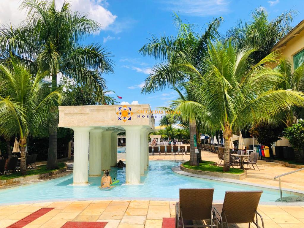  Hotel Lacqua di Roma com Parque Aquático Flat com Cozinha e Cama na Sala CH Caldas Novas Hospedagem