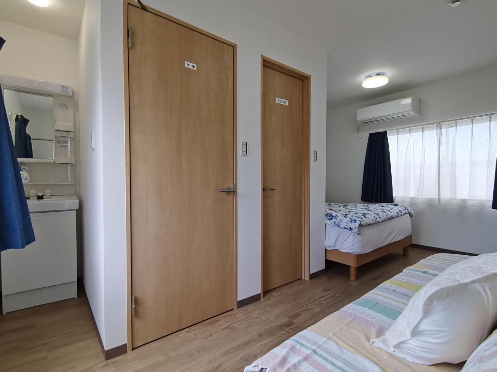 ゲストハウス・東海　長良川 - Chambre Familiale Avec Salle De Bain Privée
