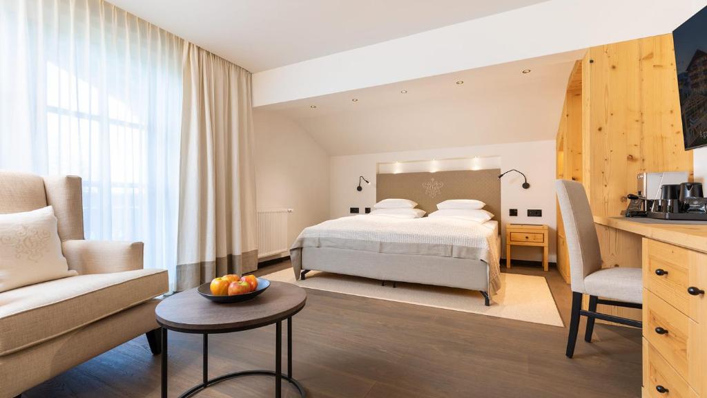 Letto o letti in una camera di Hotel Grünauerhof