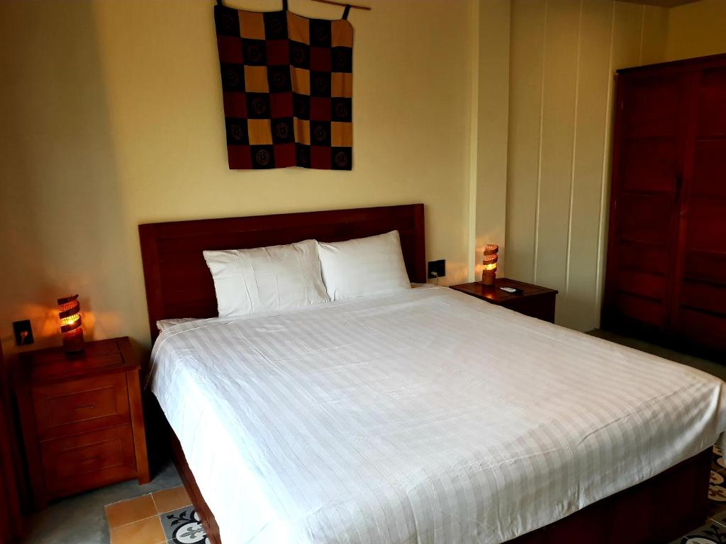 Pink Tulip Hoi An - 5